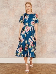 Yumi Green Mesh Floral Print Midi Dress With Angel Sleeves - Image 2 of 5