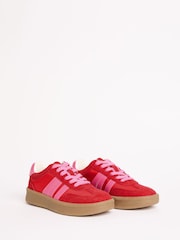 Vermelho Rosa - Friends Like These tênis esportivos retrô Gumsole com cadarço - Imagem 2 de 5
