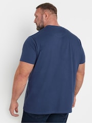 أزرق - BadRhino Big & Tall Seersucker Textured 100% Cotton T-Shirt - صورة 3 من 6
