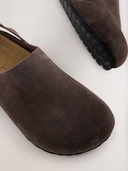 Marrón - Closed Toe Back Strap Mules - Imagen 4 de 7