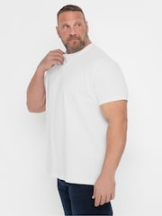 أبيض - BadRhino Big & Tall Seersucker Textured 100% Cotton T-Shirt - صورة 2 من 6