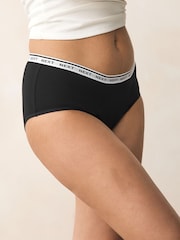 Black Short Heavy Flow Full Briefs Period Knickers 4 Pack - Image 8 of 10