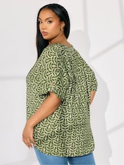 Yours Curve Green Grown On Sleeve Notchneck Top - Image 3 of 5