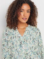 M&Co Green Pintuck Long Sleeve Printed Top - Image 4 of 5