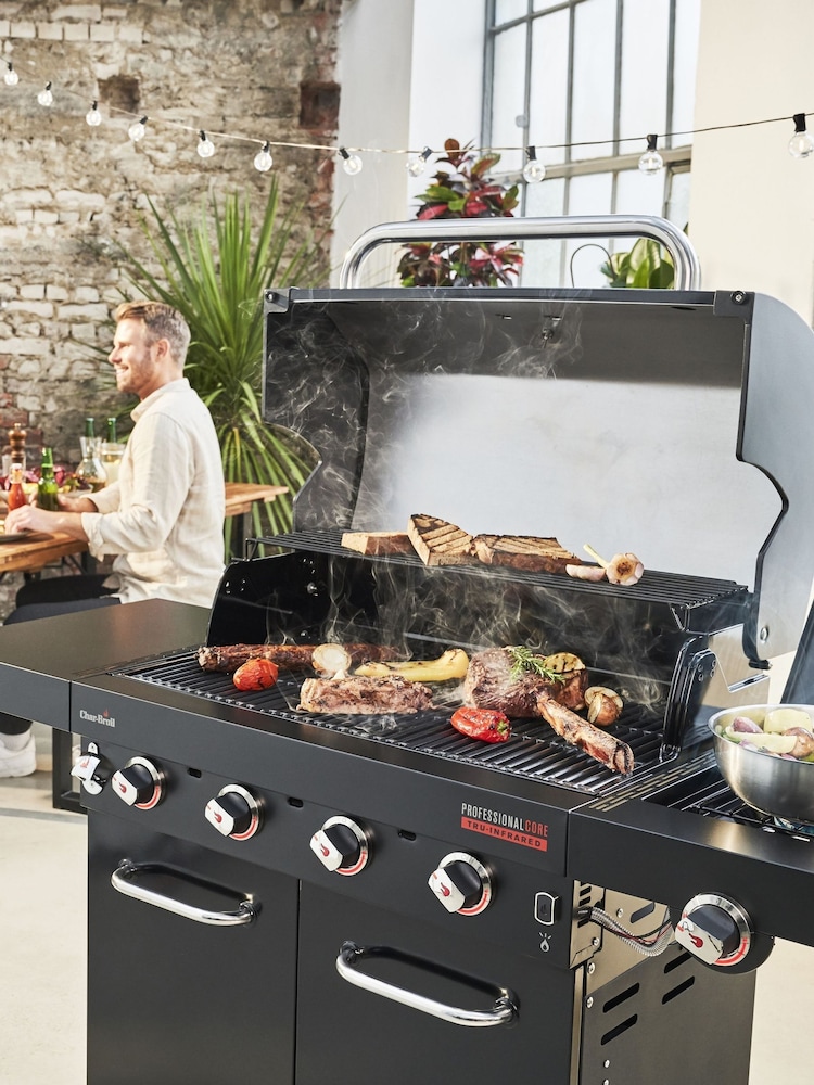 Char-Broil Black Professional CORE B 4 Garden BBQ - Image 1 of 6