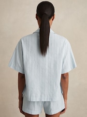 Синий - Reiss Molly Cotton Pointelle Shirt and Shorts Set - Image 6 of 7