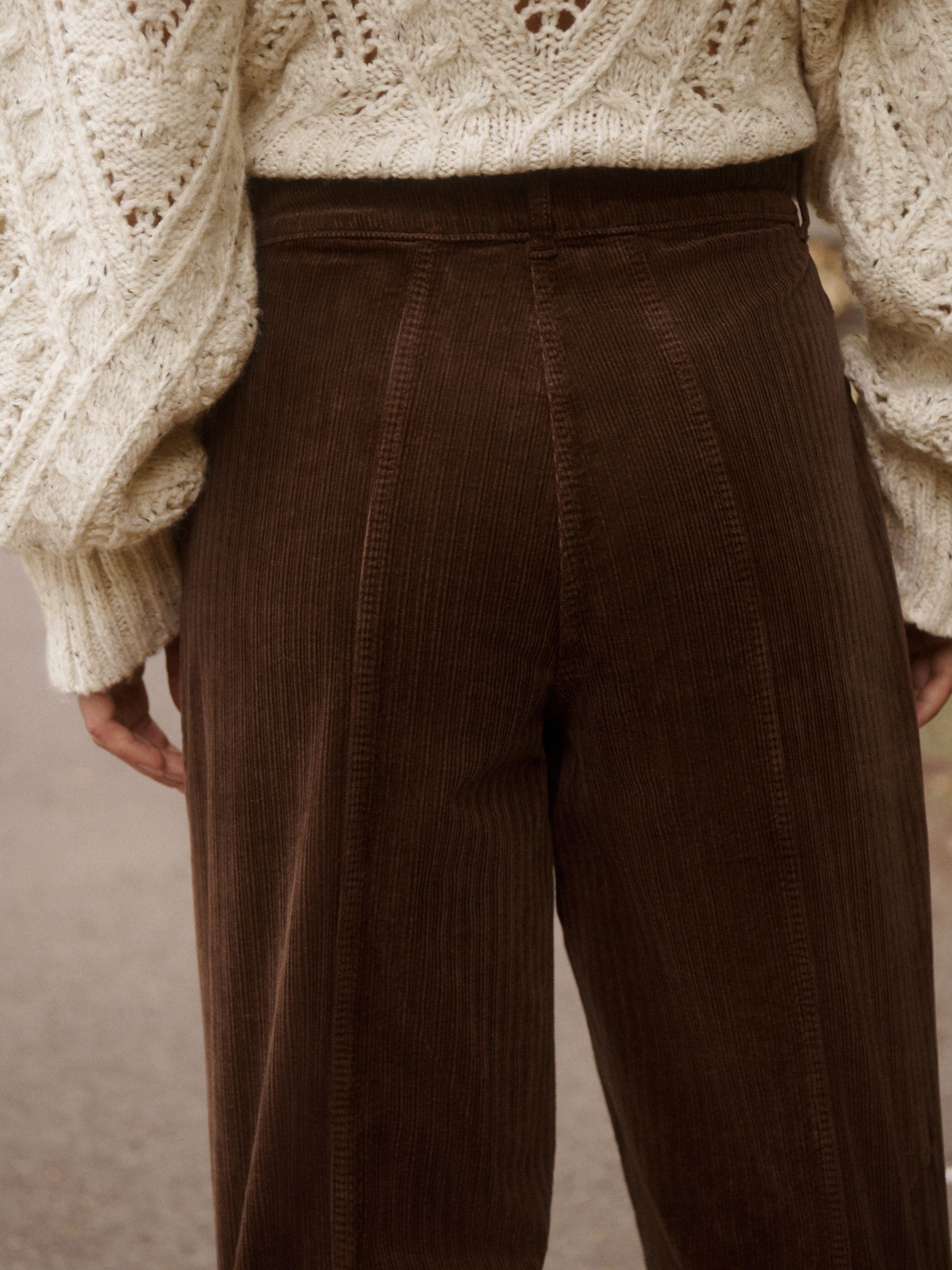 Next：日本 ブラウン - ウォッシュド コーデュロイ ショートパンツ