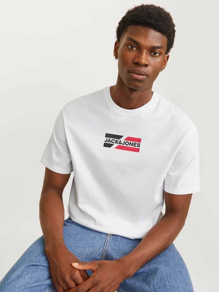 Jack & Jones – 3er-Pack kurzärmlige T-Shirts mit grafischem Logo - Bild 2 von 7