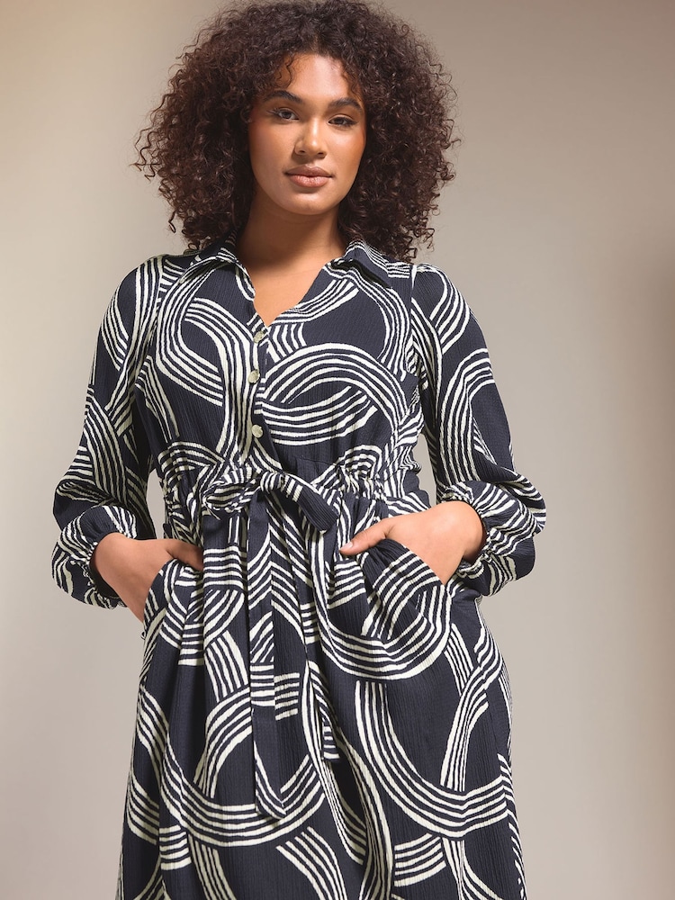 Evans Blue Linear Print Crepe Midaxi Dress - Image 4 of 6