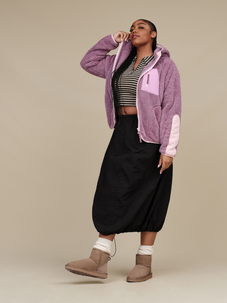 UGG Brown Mini Classic Boots - Image 6 of 6 UGG Brown Mini Classic Boots - Image 6 of 6