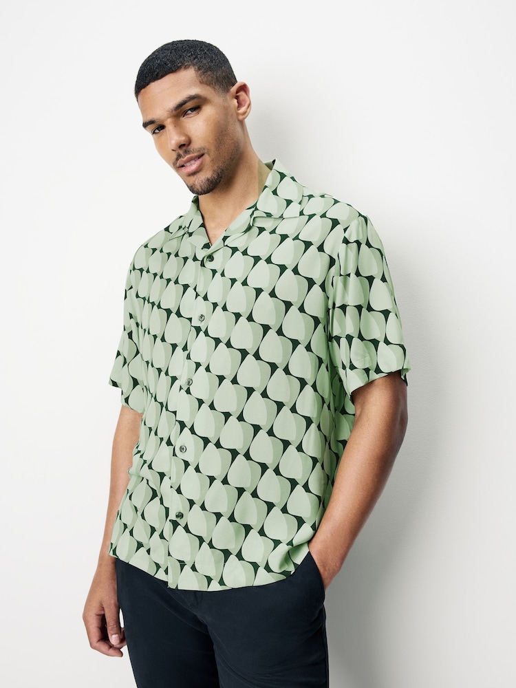HUGO Green Printed Resort Shirt - Image 1 of 4