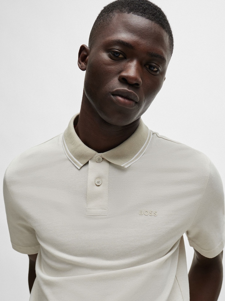 Crema - BOSS Relaxed Fit Tipped Collar Polo Shirt - Imagen 4 de 4