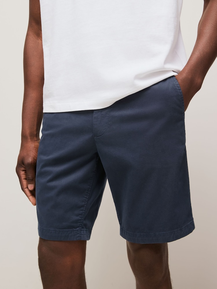 أزرق داكن أزرق - BOSS Slim Fit Chino Shorts - صورة 1 من 7 أزرق داكن أزرق - BOSS Slim Fit Chino Shorts - صورة 1 من 7