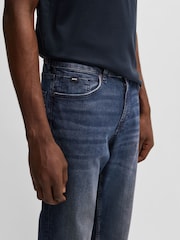BOSS Maine Regular-Fit Denim Jeans - Imagen 4 de 5
