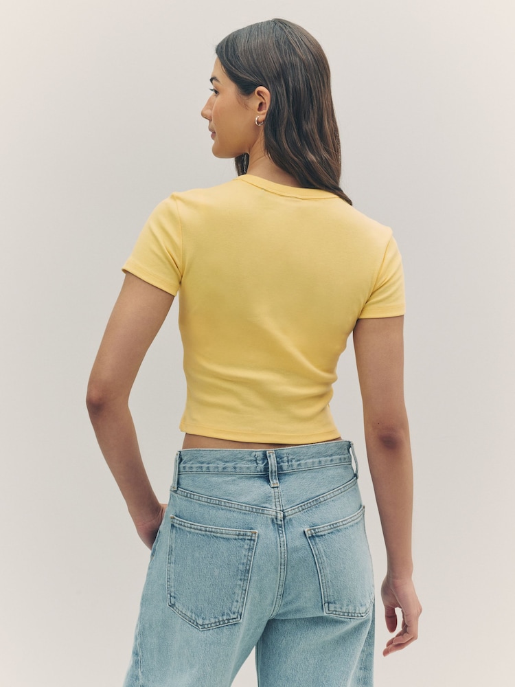 HUGO Yellow Baby Logo Cropped 100% Cotton T-Shirt - Image 2 of 4