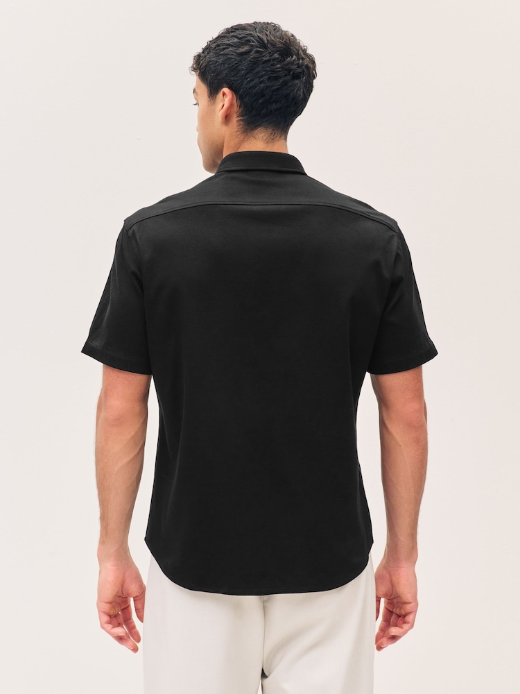 Черный - BOSS Regular Fit Short Sleeve Shirt - Изображение 2 из 4