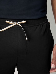 Черный - BOSS Unique Logo Shorts - Image 3 of 4