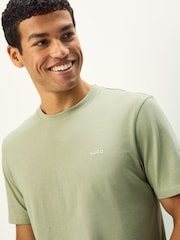 Camiseta com logotipo HUGO 100% algodão - Imagem 3 de 4