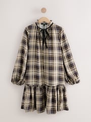 Cheque marrom - Mini vestido de manga comprida com amarração frontal em camadas - Imagem 1 de 4