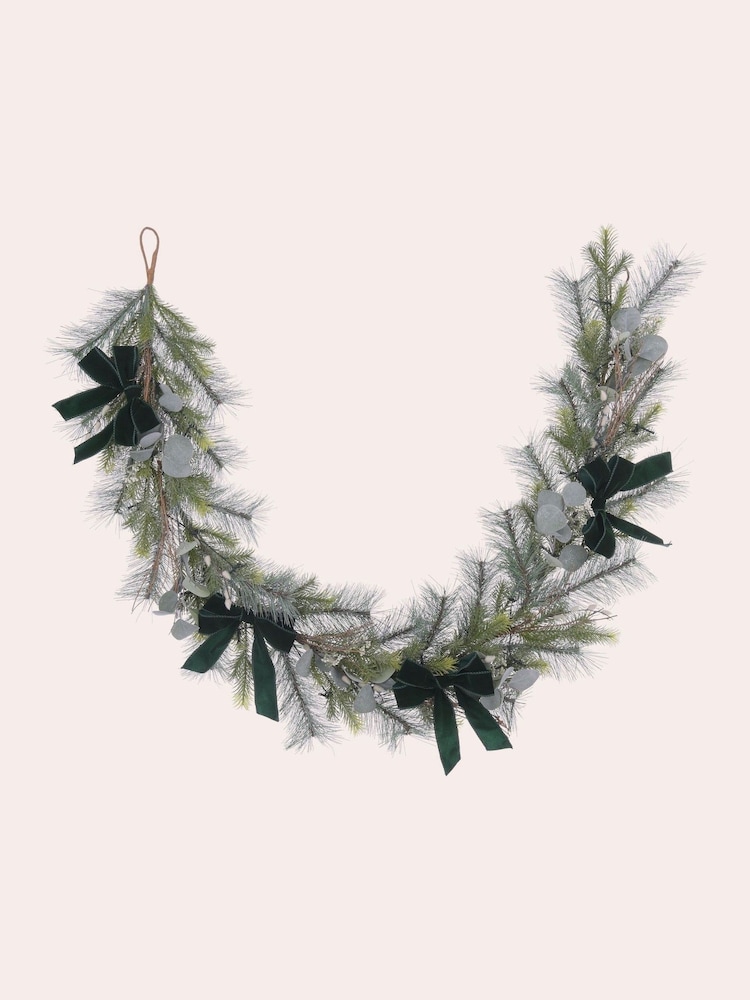 Laura Ashley Green 180cm Pussy Willow Pre Lit Christmas Garland - Image 5 of 5