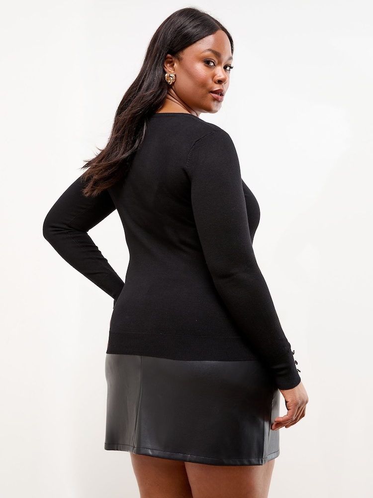 Lipsy Black Curve Knitted Scallop Buttoned Crew Neck Jumper - Image 4 of 4