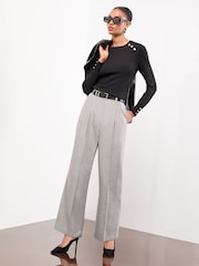 Lipsy Black Knitted Scallop Buttoned Crew Neck Jumper - Image 3 of 4