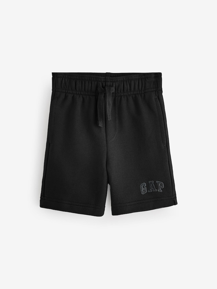 Zwart - Gap logo shorts met fleecevoering en elastische taille (4 - 13 jr) - Image 1 of 4