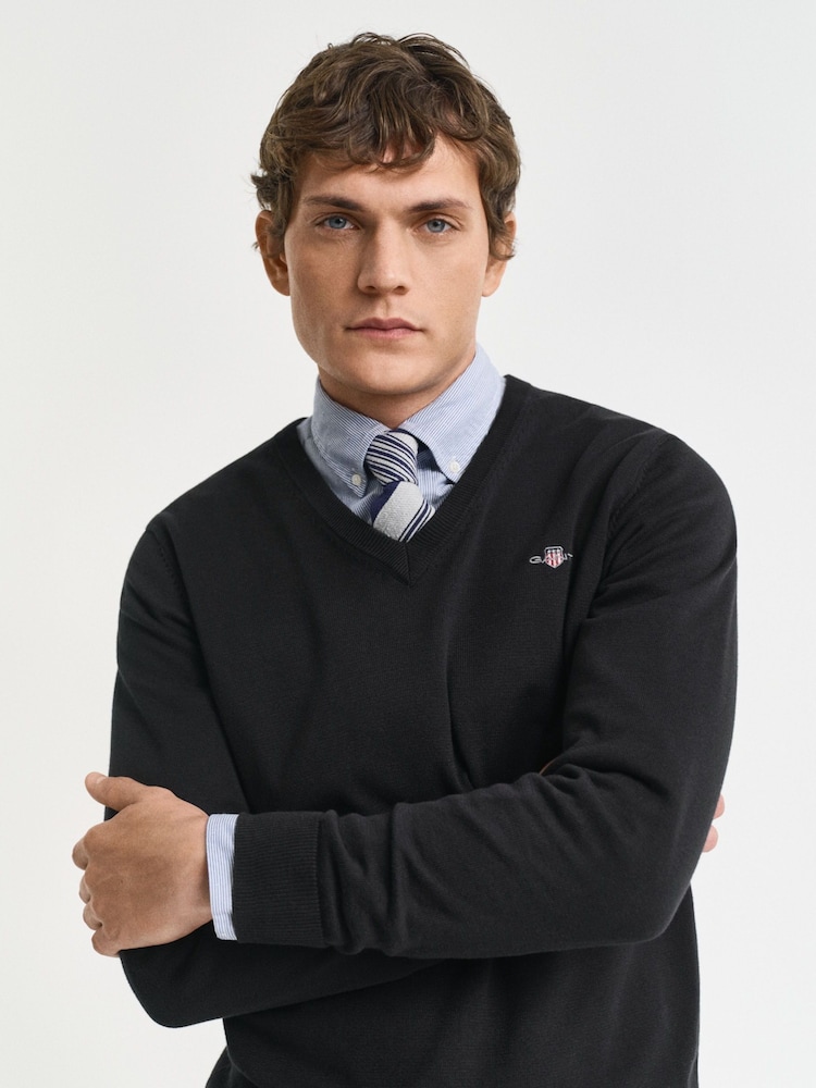 GANT Black Classic 100% Cotton V-Neck Jumper - Image 4 of 4