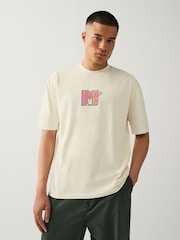 MTV branca - Ajuste regular - Camiseta com estampa gráfica de banda - Imagem 1 de 8