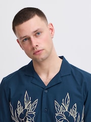 Blend Blue Floral Resort Short Sleeve 100% Cotton Shirt - Image 4 of 5