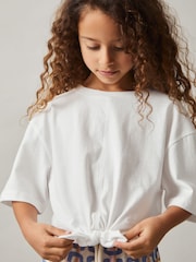 Reiss Ivory Tyla Cotton Tie-Front Cropped T-Shirt - Image 3 of 4