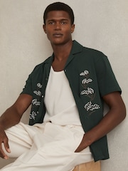 Dunkelgrün - Reiss Goya Cotton Floral Embroidered Shirt - Bild 3 von 6