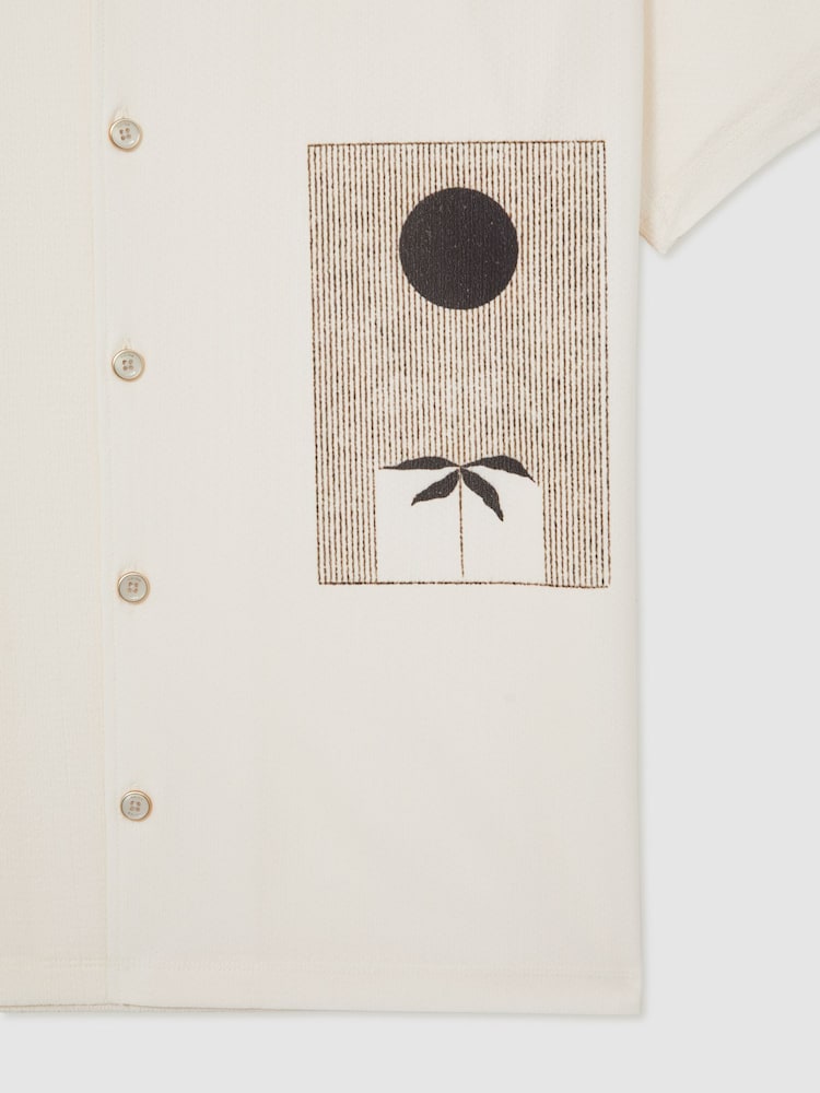 Reiss White Coast Graphic Print Cuban-Collar Shirt - Image 6 of 6
