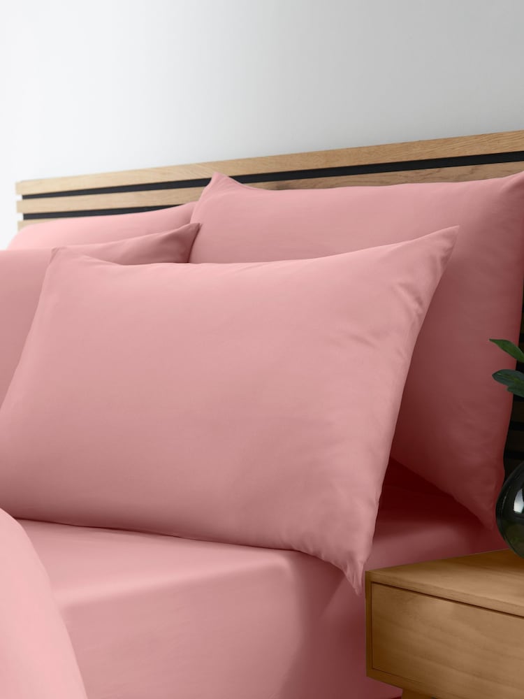 Catherine Lansfield Coral So Soft Non-Iron Fitted Sheet - Image 1 of 2