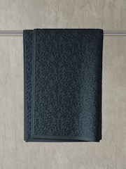 Vantona Grey Jacquard Leaf 500gsm 100% Cotton Towel - Image 1 of 2