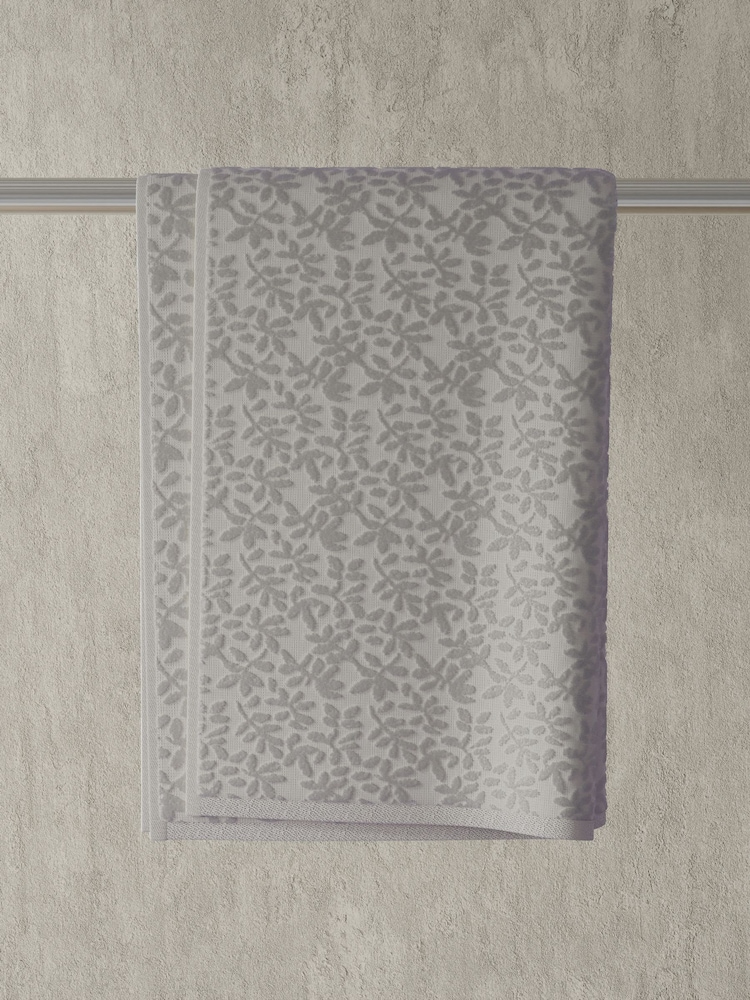 Vantona Grey Jacquard Leaf 500gsm Pair Towel - Image 1 of 2