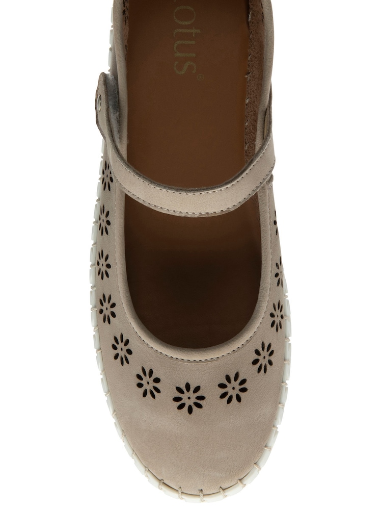 Naravni - Lotus Slip-Ons Flat Shoes - Slika 3 iz 3
