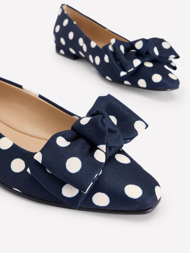 Boden Chisel Toe Ballet Flats - صورة 4 من 4 Boden Chisel Toe Ballet Flats - صورة 4 من 4