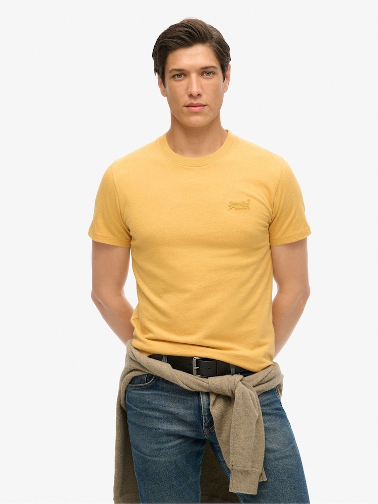 Ochre Yellow Marl - Superdry Essential T-Shirt mit Logostickerei - Bild 1 von 6