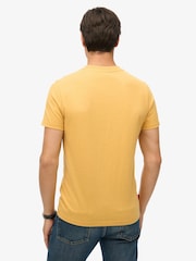 Ochre Yellow Marl - Superdry Essential T-Shirt mit Logostickerei - Bild 2 von 6