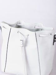 Lakeland Leather Ivory Crosby Bucket Bag - Image 4 of 7