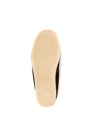 Pavers Red Antibacterial Slippers - Image 5 of 5