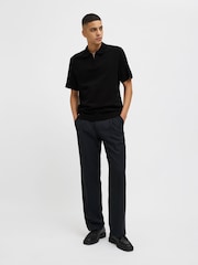 Schwarz - JACK & JONES Grey Knitted Quarter Zip Polo Shirt - Bild 1 von 7