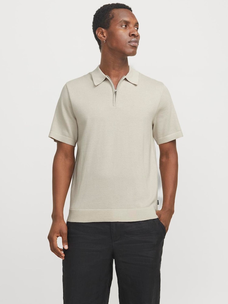 Grau - JACK & JONES Grey Knitted Quarter Zip Polo Shirt - Bild 2 von 5