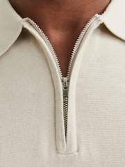 Grau - JACK & JONES Grey Knitted Quarter Zip Polo Shirt - Bild 3 von 5