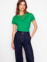 Verde - Camiseta Boden Supersoft com gola canoa - Imagem 1 de 5