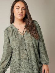 Evans Curve Burnout Print Top - Image 4 of 5