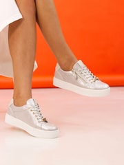 Lunar Gold Albania Trainers - Image 2 of 9