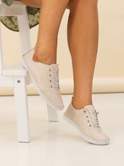 Lunar naravna St Ives Plimsoll čevlji - Slika 1 iz 10