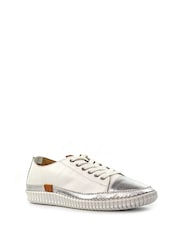 Lunar Starlet II Plimsoll bela Usnjeni čevlji - Slika 2 iz 2